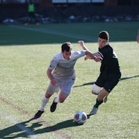 阿根廷球星梅西带球突破